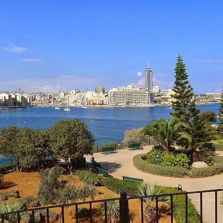 Apartment Stunning 3br With Marina Views