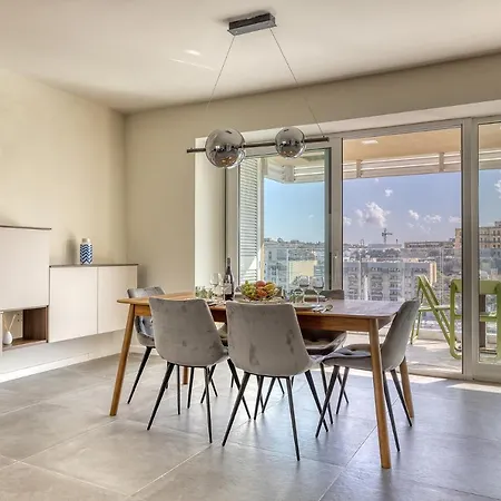 Apartment Stunning 3br With Marina Views *